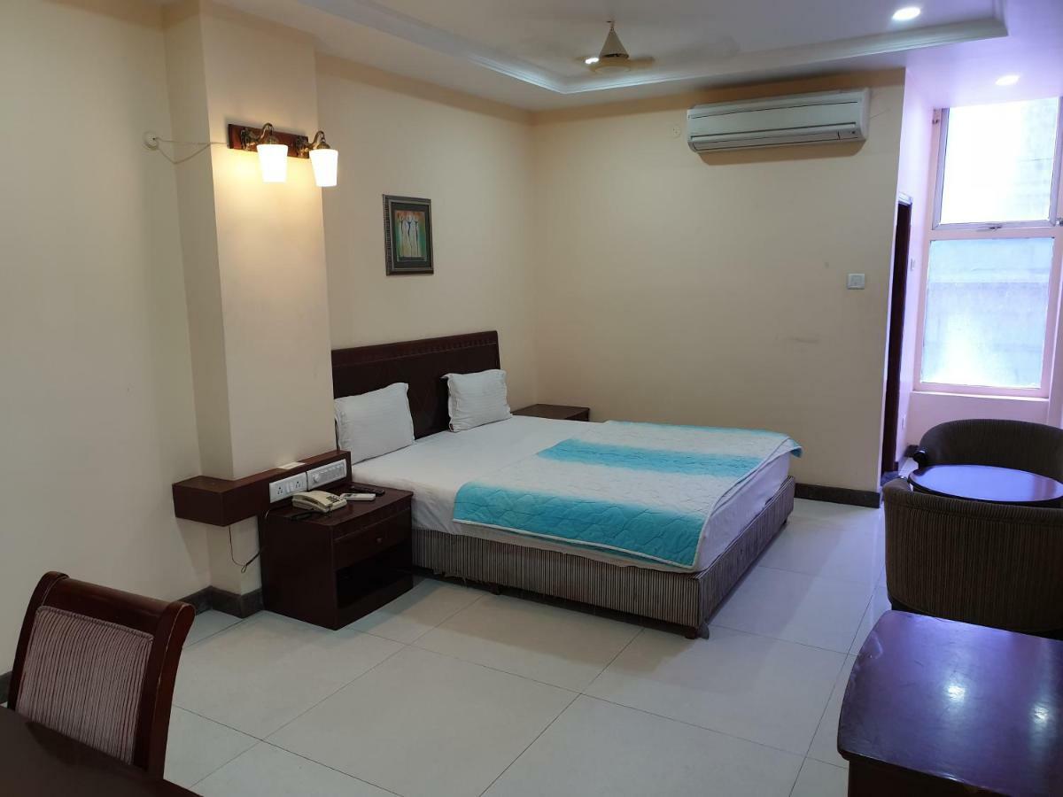 Sriannamalaiyar Residency Hotel Vellore Luaran gambar